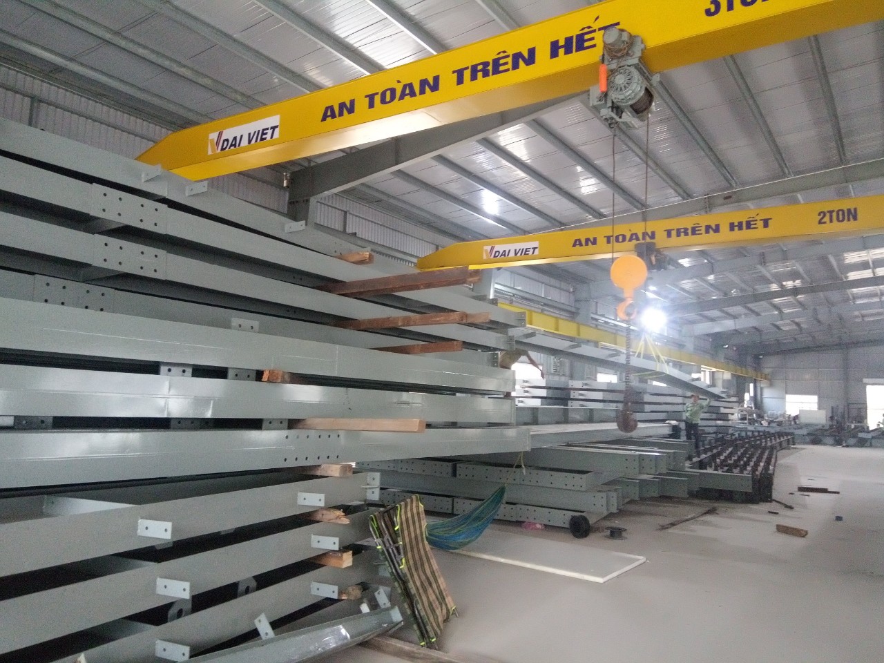Xưởng sản xuất cẩu trục